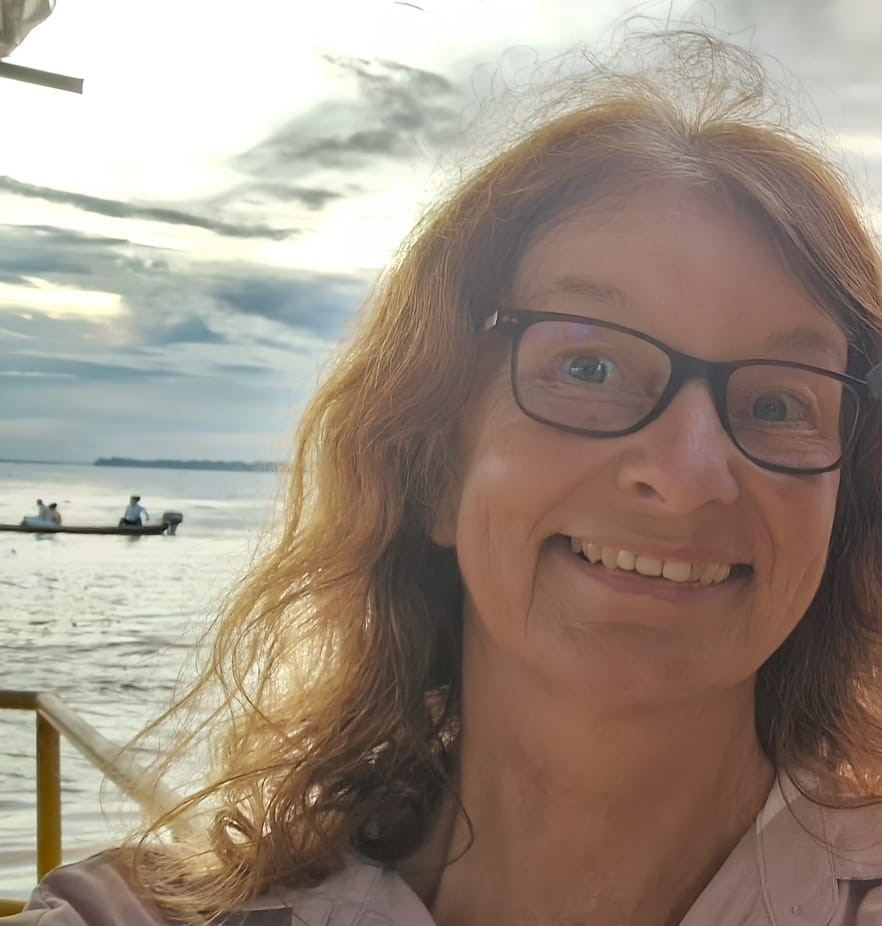 Eva Strübing am Amazonas in Puerto Narino
